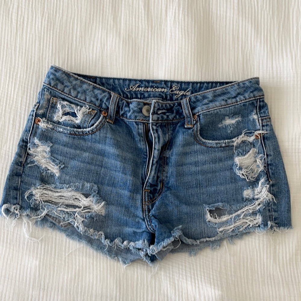 american eagle high waisted denim cut off shorts